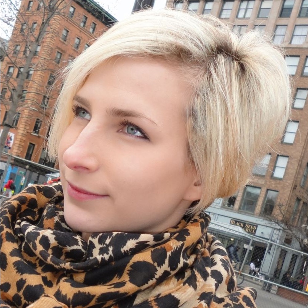 Meet your Posher, Anna